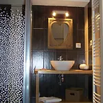 Les Hotes Du Lac, Et Tables D'hotes