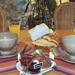 Les Hotes Du Lac, Et Tables D'hotes