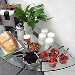 Les Hotes Du Lac, Et Tables D'hotes 3* Mandailles