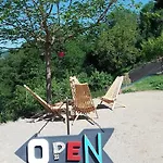 Les Hotes Du Lac, Et Tables D'hotes ベッド・アンド・ブレックファスト 3*