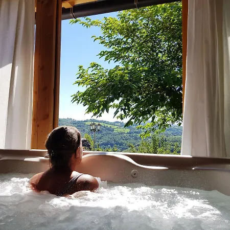 Les Hotes Du Lac, Et Tables D'hotes Mandailles (Aveyron)