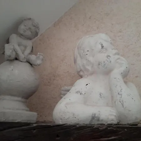 Les Hotes Du Lac, Et Tables D'hotes Bed & Breakfast