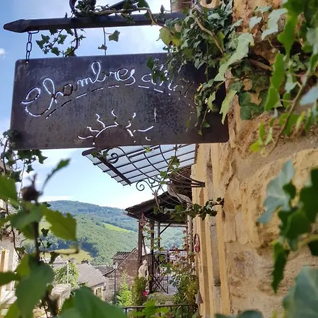 Bed & Breakfast Les Hotes Du Lac, Et Tables D'hotes