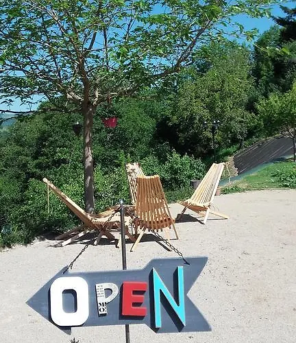 Les Hotes Du Lac, Et Tables D'hotes Bed & Breakfast 3*