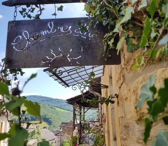 Bed & Breakfast Les Hotes Du Lac, Et Tables D'hotes